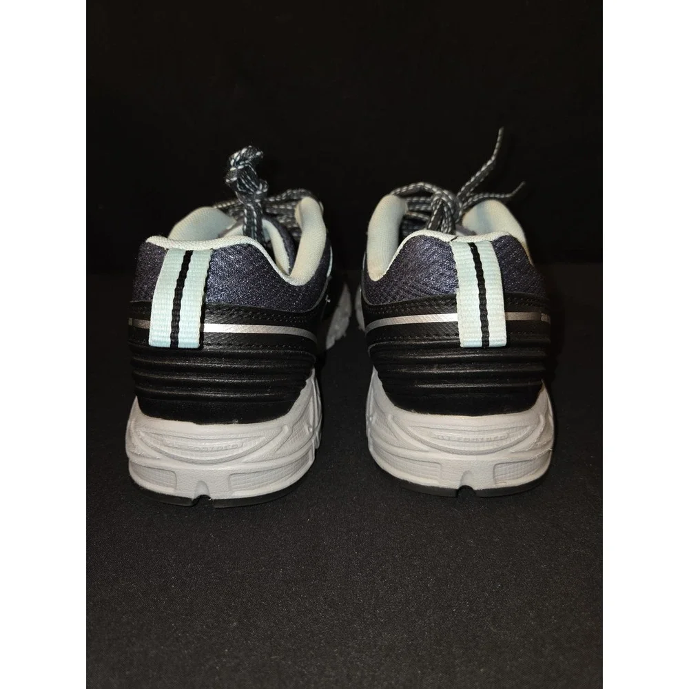 New Balance Lonoke‎ All Terrain Womens 9.5